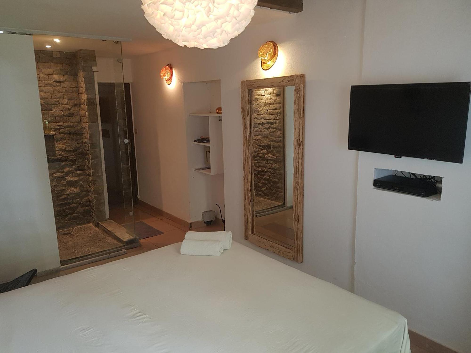 Hotel Restaurant La Ribaudiere Antananarivo Rom bilde