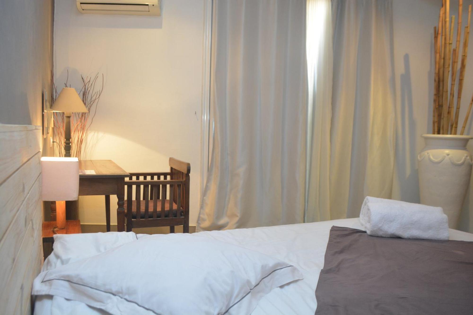 Hotel Restaurant La Ribaudiere Antananarivo Rom bilde